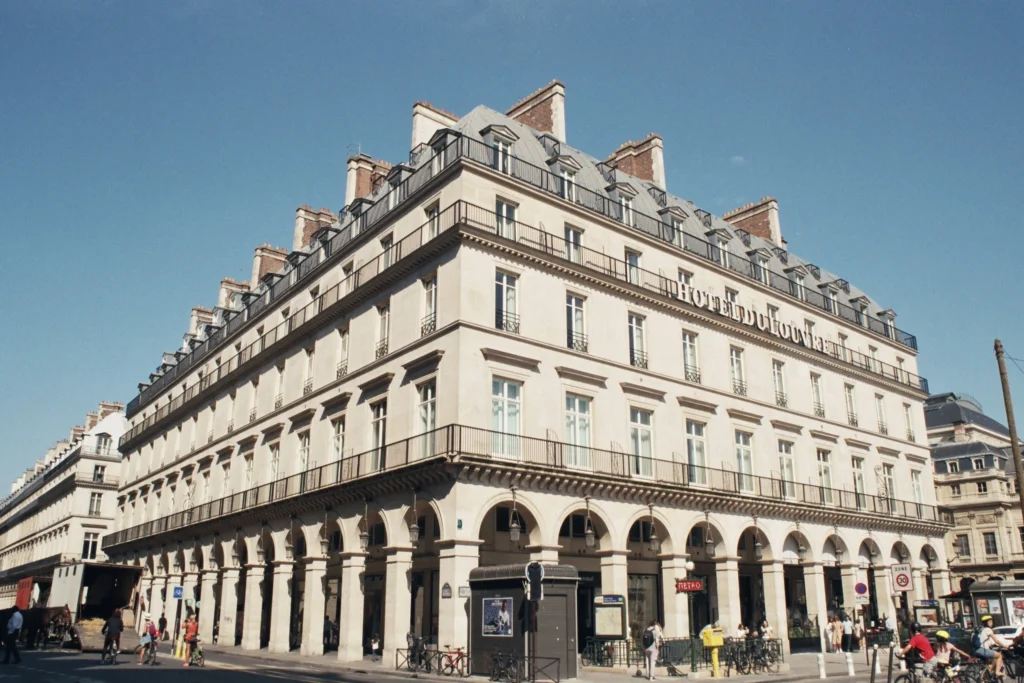Hotel Du Louvre in Paris